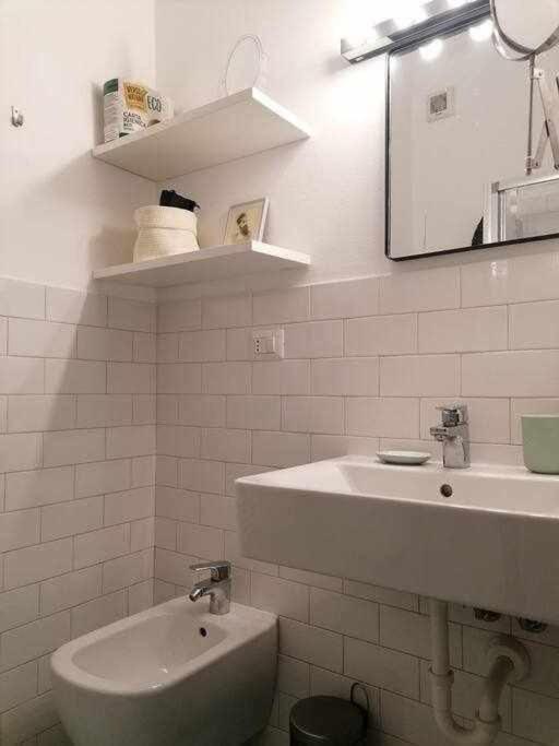 Darsena Appartament Apartment Милано Екстериор снимка